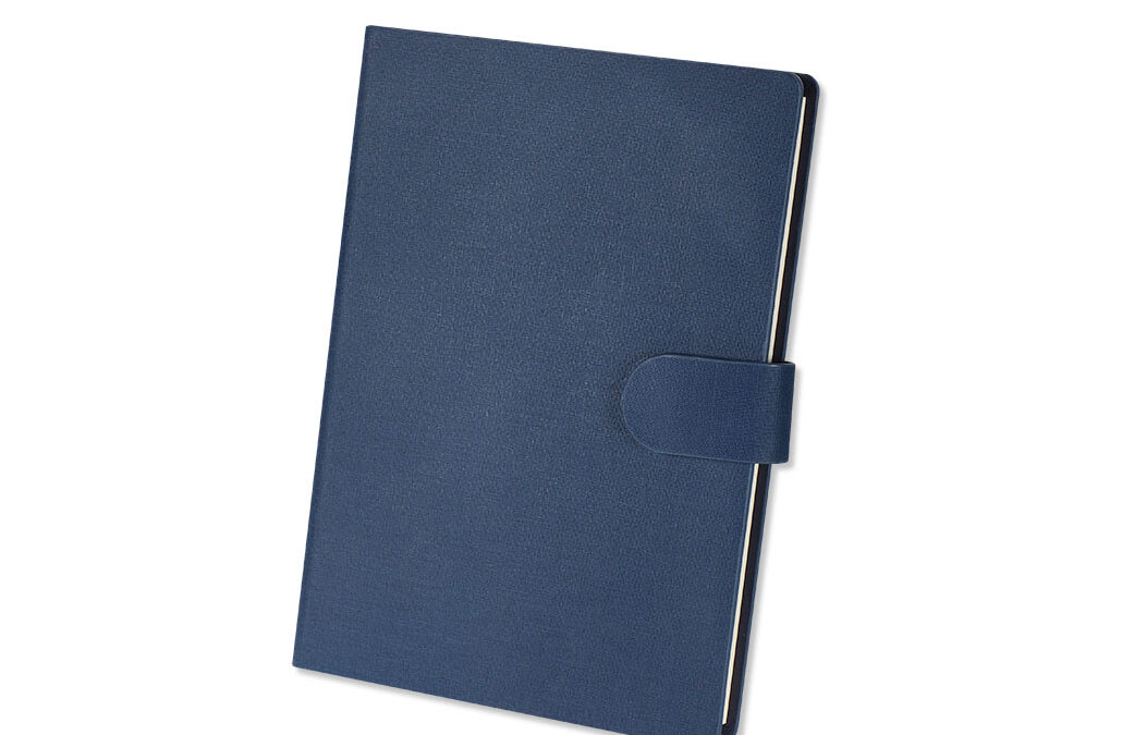 Notes z karteczkami samoprzylepnymi 225135804